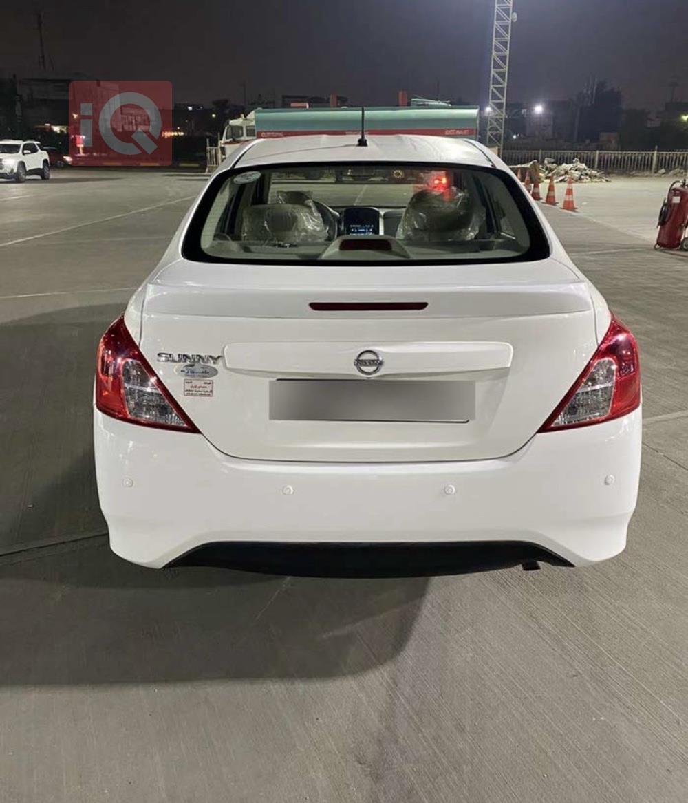 نيسان صني